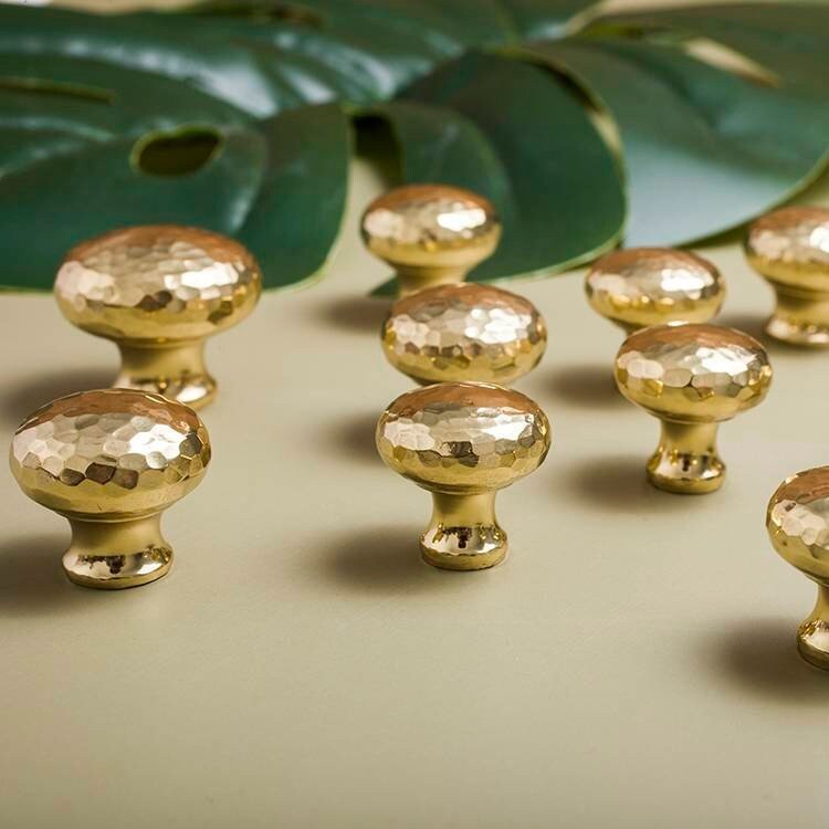 Round shiny gold hammered brass cabinet handle/Glittery gold drawer knob/Polished textured brass door handle/Solid brass furniture hardware