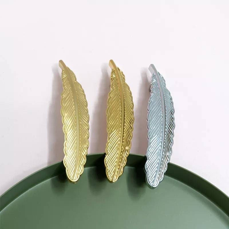 Guardian angel feather design cabinet handle/Gold or Silver bird feather drawer pull/Floating feather door handle/Gold furniture hardware
