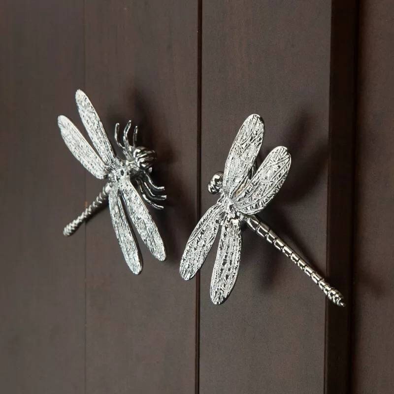 Silver dragonfly cabinet pull/Dragon fly drawer knob/Silver Dragonfly drawer handle/silver furniture hardware/silver dragonflies door knob