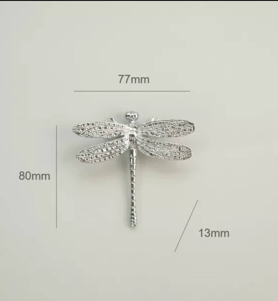 Silver dragonfly cabinet pull/Dragon fly drawer knob/Silver Dragonfly drawer handle/silver furniture hardware/silver dragonflies door knob