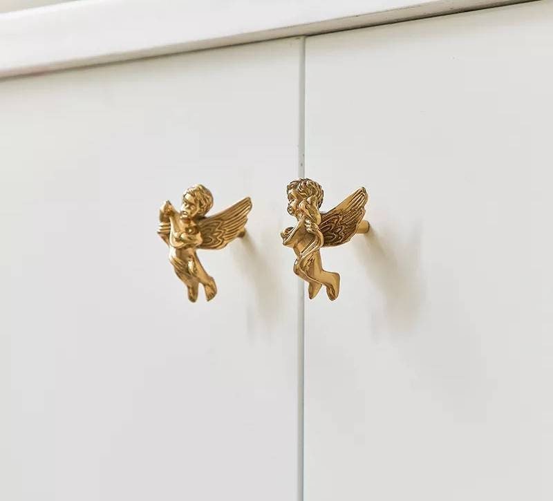 Gold brass cherub door handle/Baby Angel Cabinet Pull/Gold Eros shaped drawer pull/Gold brass angelic themed furniture hardware/Sweet cherub