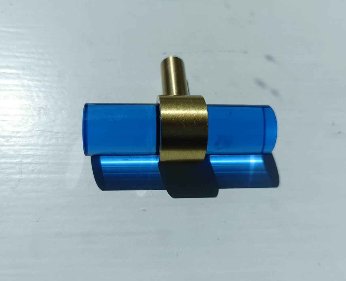 Blue yellow red or pink acrylic lucite cabinet T bar handle/bright coloured drawer pull/nursery cabinet door handle/colourful door handle