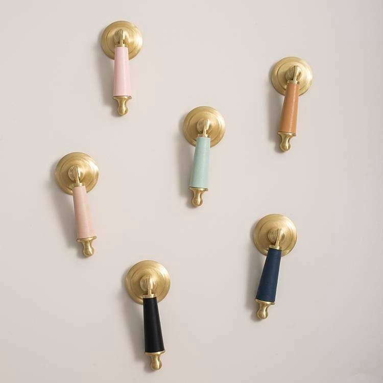 Pastel colour leather and brass drop drawer handle/Light coloured leather and gold drop cabinet pull/Brass drop handle wrapped in leather