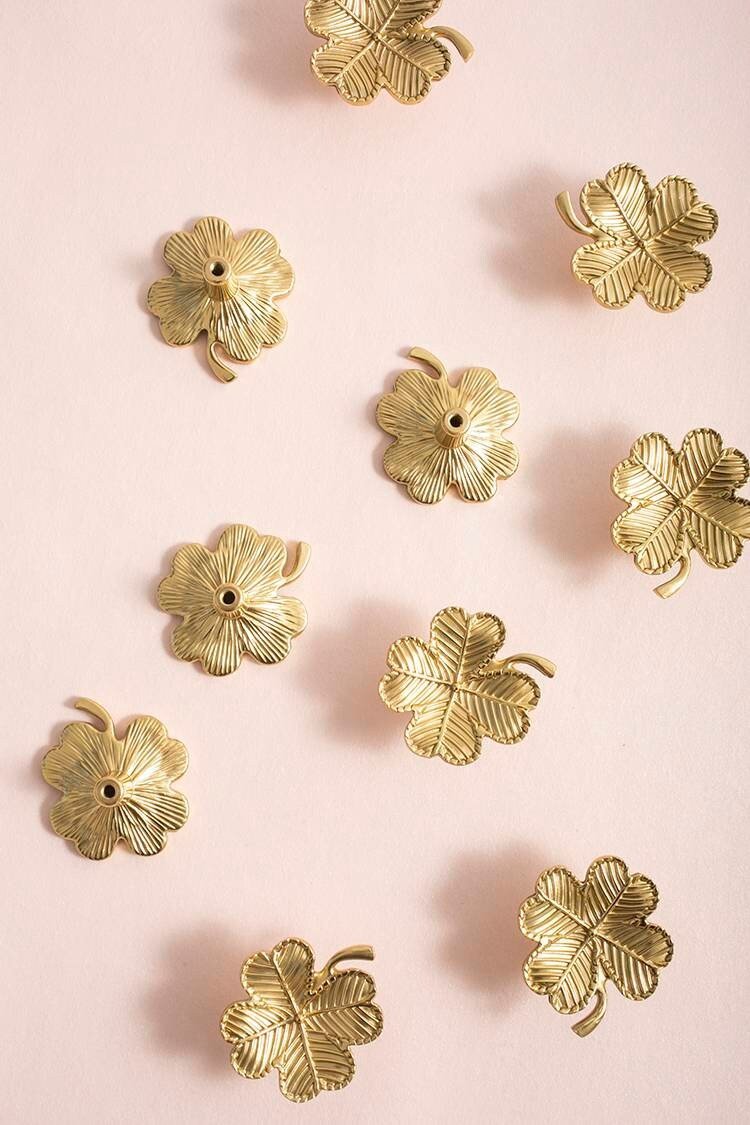 Lucky gold four leaf clover shaped cabinet pull/Shamrock shaped drawer knob/Clover leaf design door handle/Solid brass furniture hardware