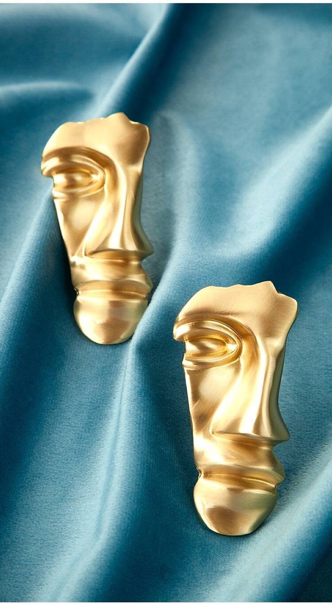 Gold brass face shaped sculpture cabinet handle/Gold abstract art door handle/Unique statue face drawer handle/unusual furniture hardware
