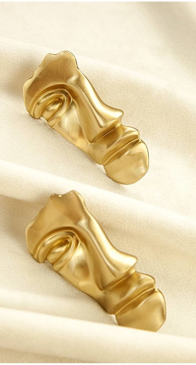 Gold brass face shaped sculpture cabinet handle/Gold abstract art door handle/Unique statue face drawer handle/unusual furniture hardware
