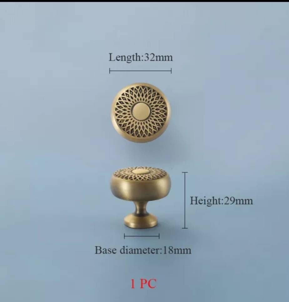 Spirograph design cabinet hardware in gold or silver/semi circle drawer pull and matching round door knob/geometric pattern cabinet handle