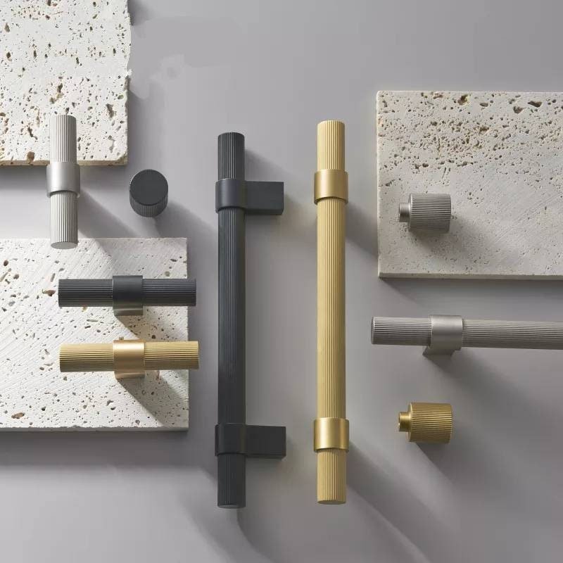 Gold Silver or black textured metal bar handle with wide base/Improved grip cabinet pull/brass kitchen cabinet handle/modern brass hardware
