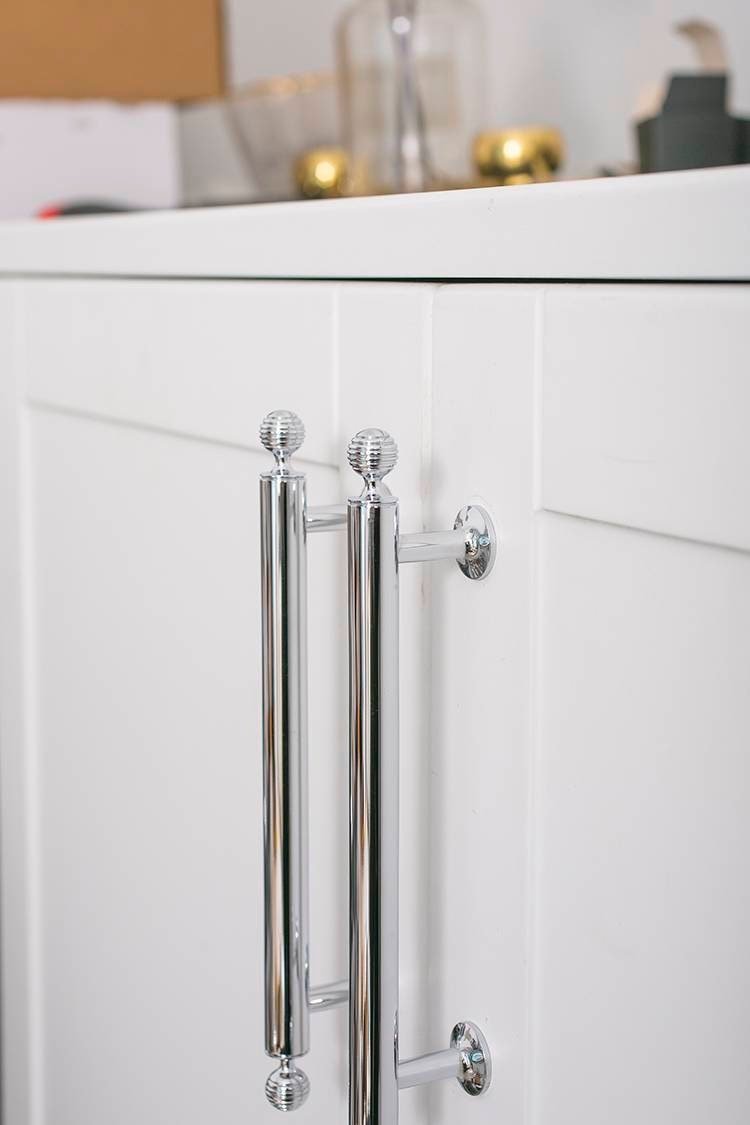 Silver ball finial cabinet bar handle/Unusual silver ball design cabinet drawer pull/silver furniture hardware/kitchen renovation door knob