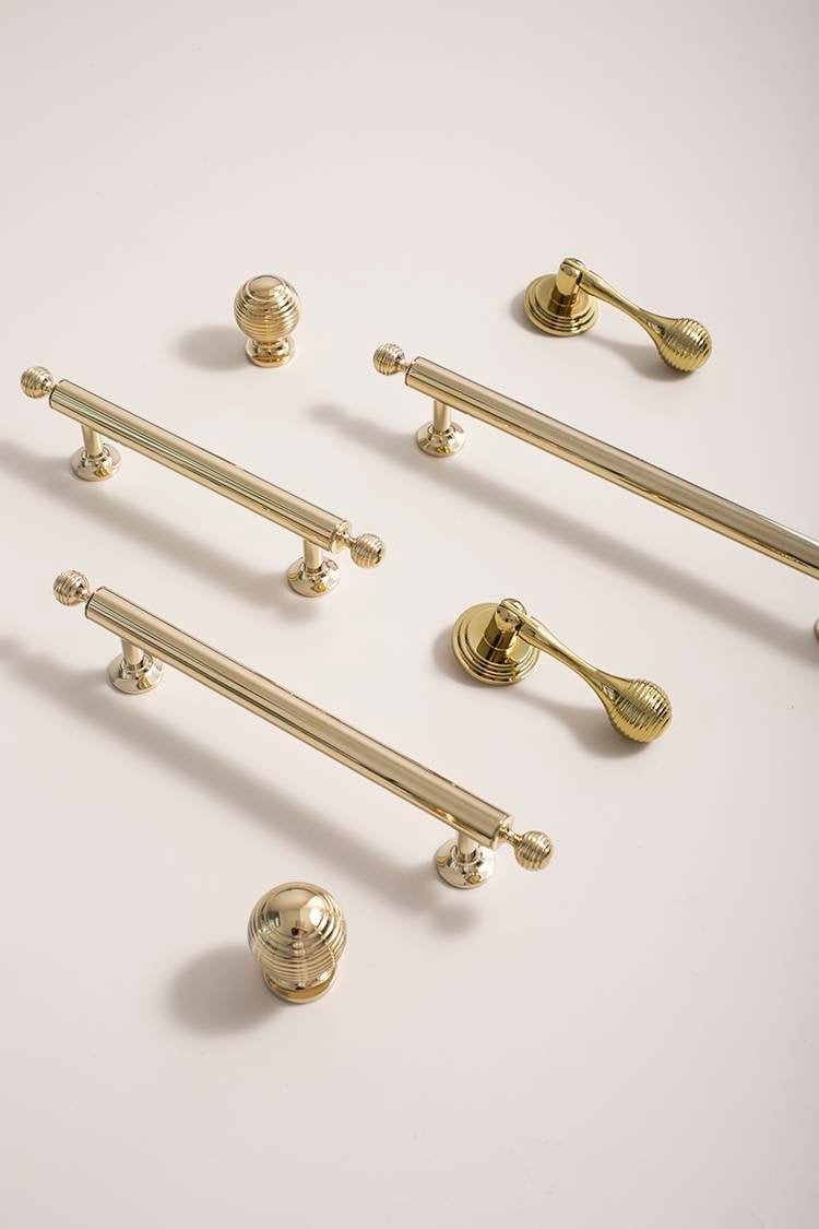 Shiny gold ball finial cabinet bar handle/Unusual polished gold ball design cabinet drawer pull/Gold furniture hardware/kitchen renovation