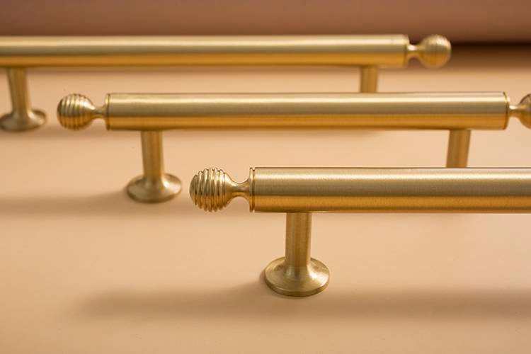 Matte gold ball finial cabinet bar handle/Unusual matte gold ball design cabinet drawer pull/Gold furniture hardware/Brass kitchen hardware