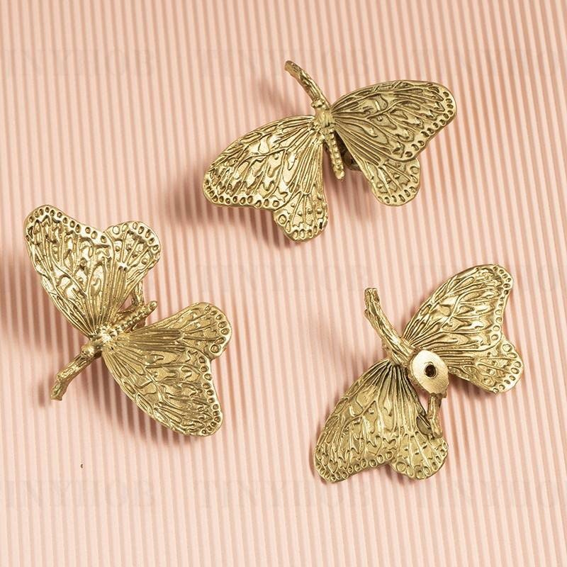 Brass butterfly on a branch cabinet handle/Monarch butterfly cabinet pull/butterfly door handle/gold butterfly knob/Gold furniture hardware