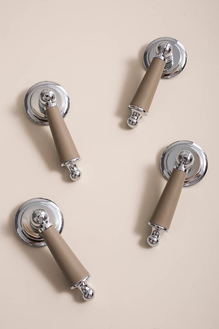 Neutral colour leather and silver drop drawer handle/Silver brown and cream leather drop cabinet pull/Chrome drop handle wrapped in leather