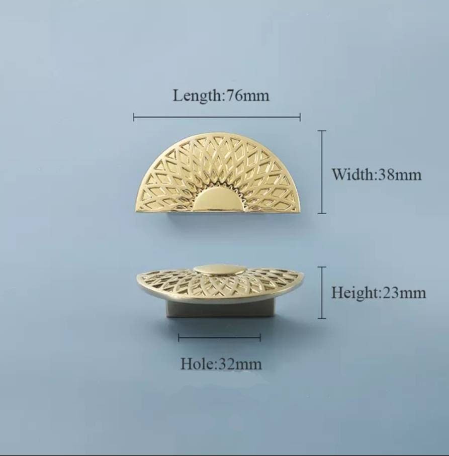 Spirograph design cabinet hardware in gold or silver/semi circle drawer pull and matching round door knob/geometric pattern cabinet handle