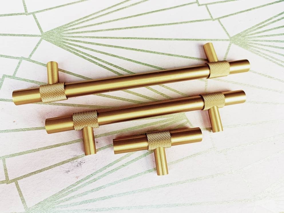 Matt gold with textured detail cabinet bar handle/Brass drawer pull/gold knurled cabinet pull/Brass furniture hardware/kitchen hardware