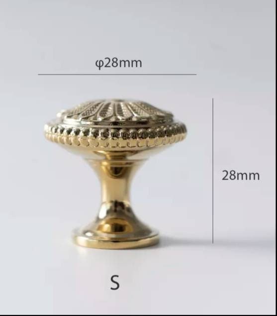 Shiny gold or silver antique style drawer pull/Ornate Edwardian daisy design door handle/Arts and craft inspired flower pattern cabinet knob