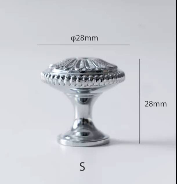 Shiny gold or silver antique style drawer pull/Ornate Edwardian daisy design door handle/Arts and craft inspired flower pattern cabinet knob