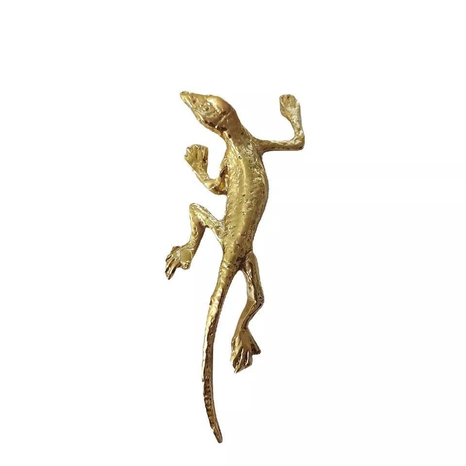Gold lizard drawer handle/Gold Geko cabinet handle/Unique brass door handle/Brass cabinet hardware/Brass lizard door knob/Lizard door handle
