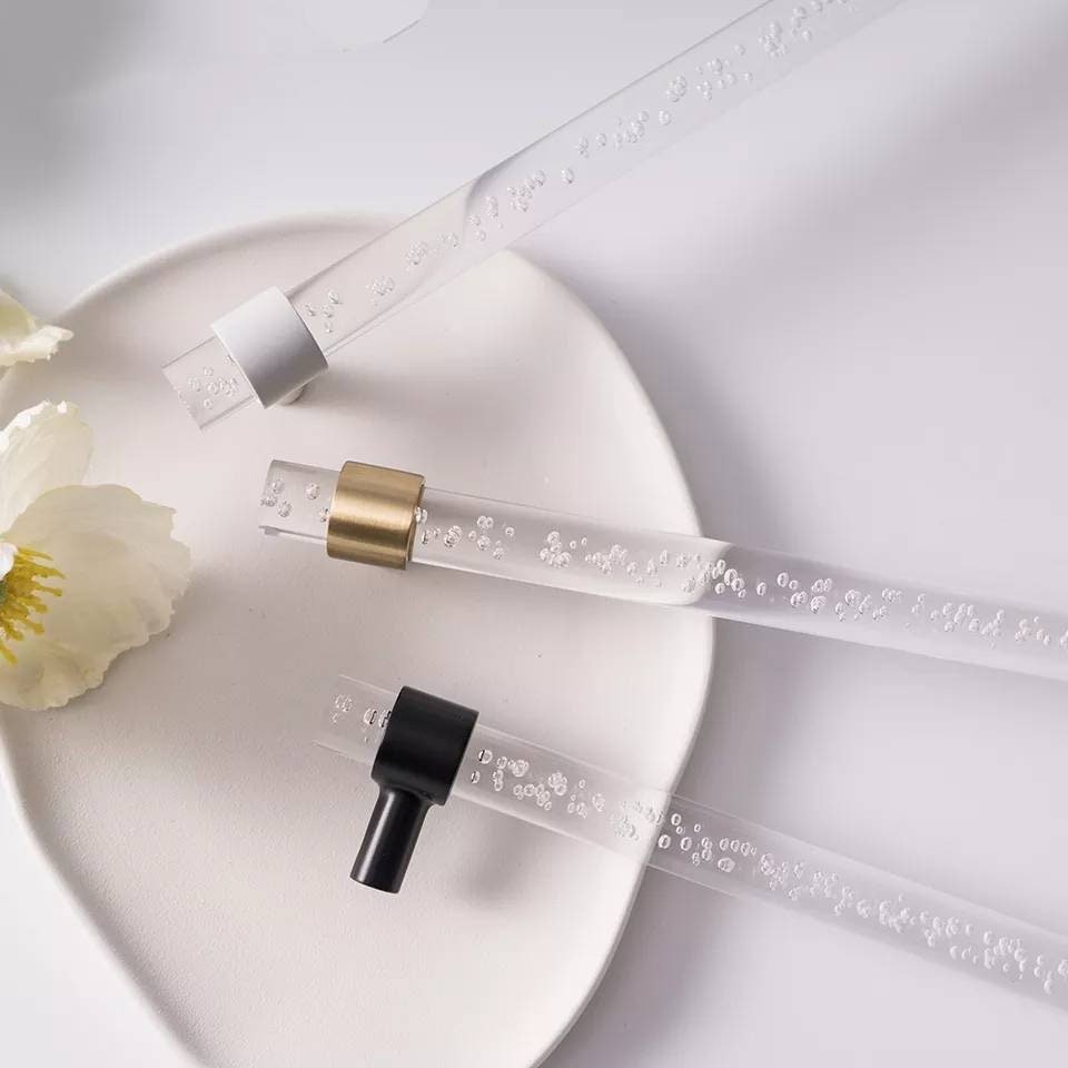 Bubbly lucite cabinet handle with gold, black or white fixings/clear acrylic drawer pull/lucite furniture hardware/clear resin bubble handle