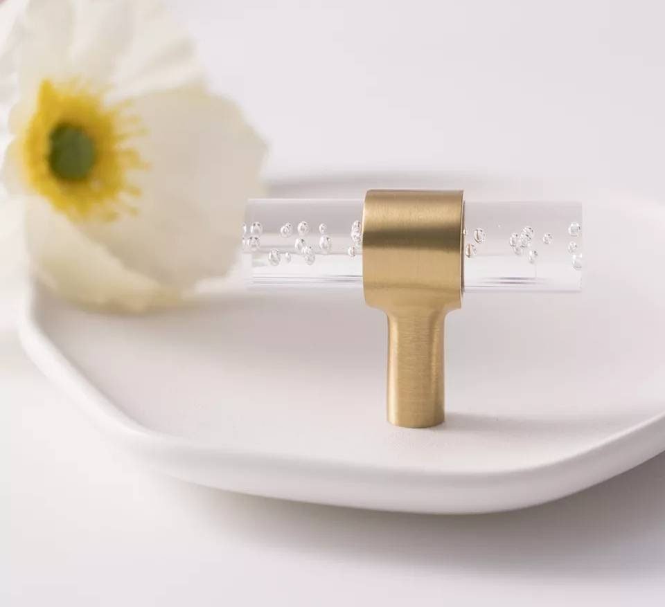 Bubbly lucite cabinet handle with gold, black or white fixings/clear acrylic drawer pull/lucite furniture hardware/clear resin bubble handle