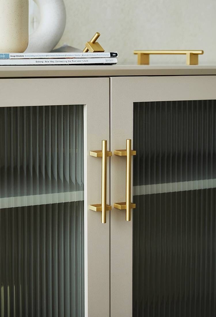 Gold brass bar with rectangle base drawer handle/modern gold gold brass hardware/gold brass cabinet pull/Gold kitchen hardware/Gold pulls