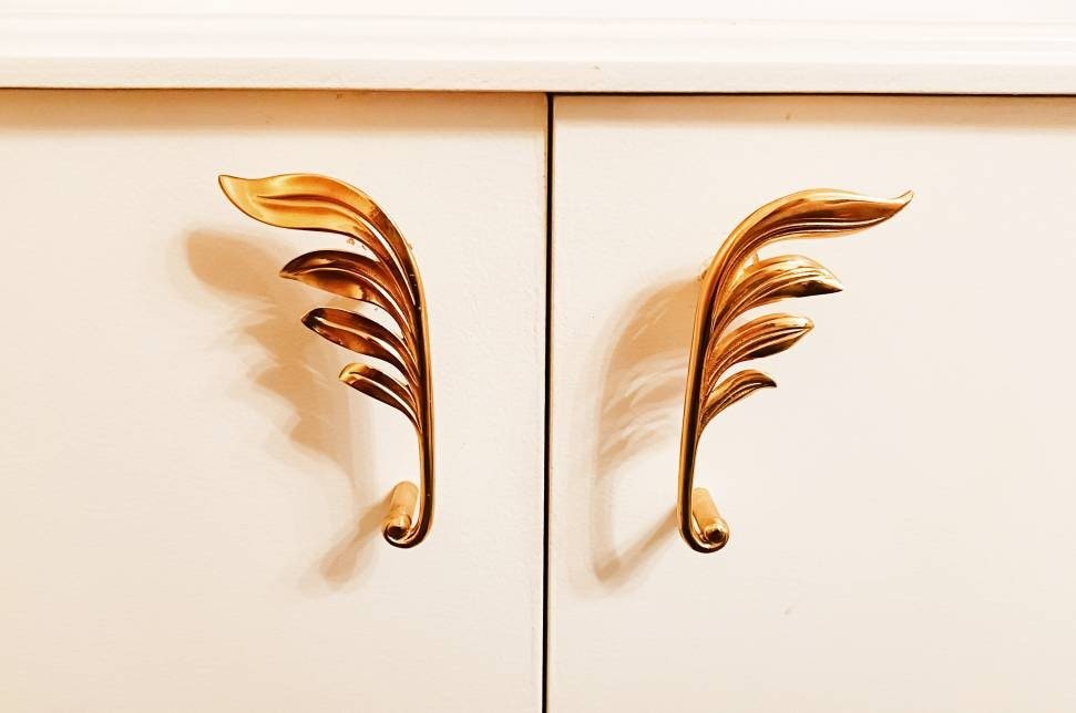 A pair of brass willow branch door handles/botanical drawer handles/wardrobe handles/art nouveau drawer pulls/matching set of cabinet pulls