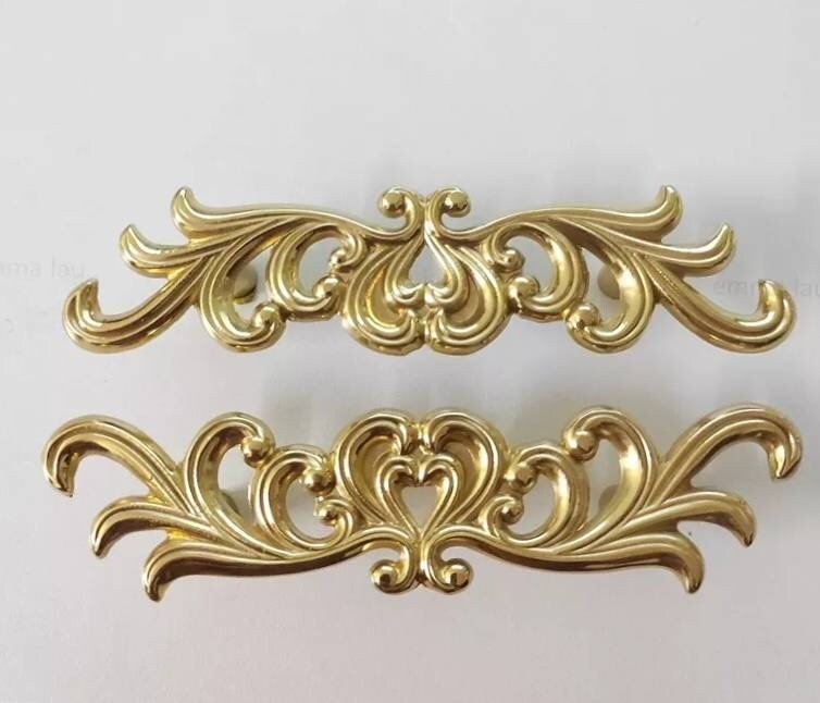 Ornate style solid brass cabinet pull/French style drawer handle/Brass furniture hardware/Gold vintage style door handle/Heart shaped pull