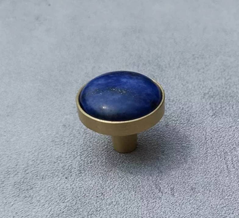 Electric blue lapis lazuli and gold brass  drawer knob/blue stone cabinet handle/gemstone drawer pull/blue cabinet handle/blue hardware