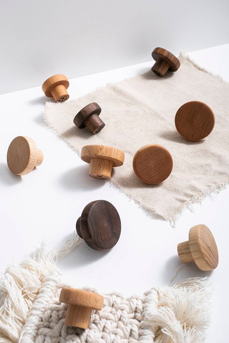 Round wooden cabinet handle/Classic wood drawer pull/Wooden furniture hardware/Natural wood door handle/Walnut, Ash, beech wood hardware
