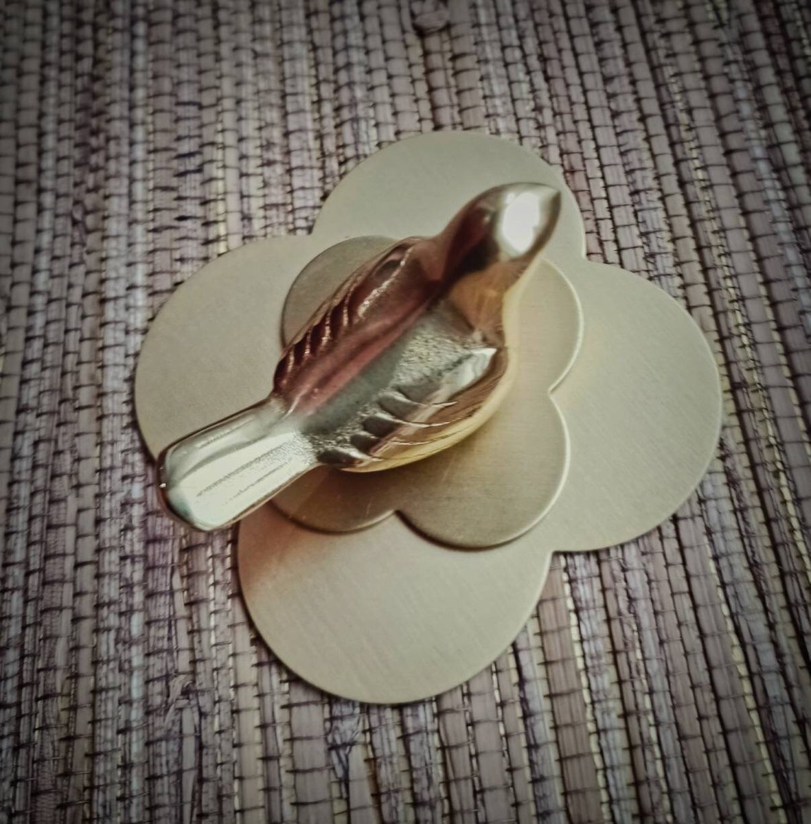 Small sleek gold bird drawer handle/Gold brass bird shaped cabinet pull/small chickadee door knob/nursery furniture hardware/Bird door knob