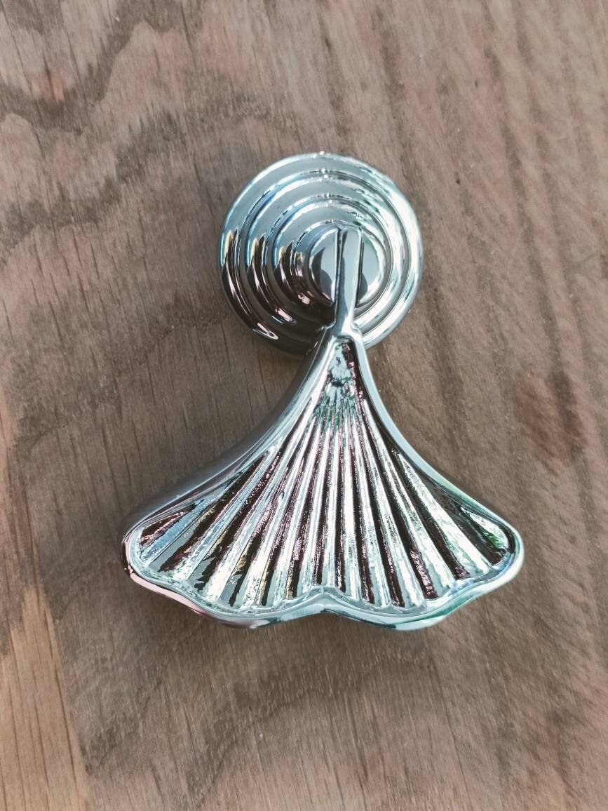 Shiny silver ginkgo drop leaf drawer handle/leaf shaped cabinet pull/silver leaf drawer pull/Silver furniture hardware/silver door handle