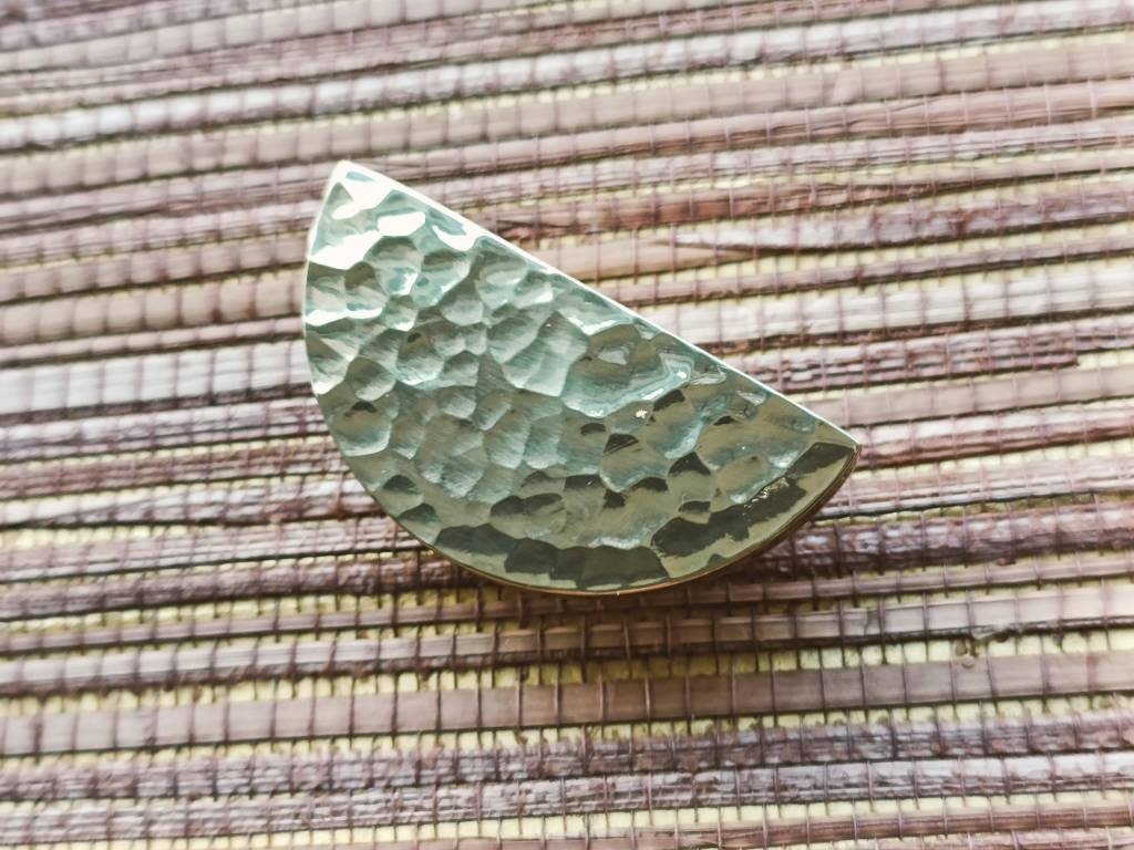 Hammered brass half circle drawer handle/Shiny textured brass semi circle cabinet pull/Gold demi lune door knob/Half circle brass handle