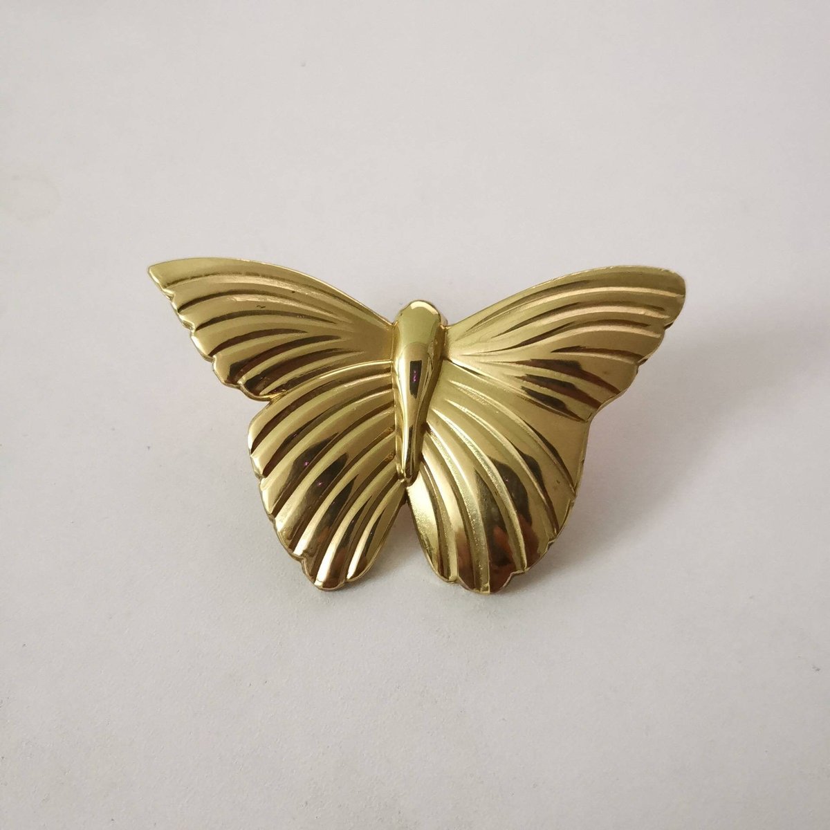 Shiny polished gold brass butterfly cabinet Pull/Gold butterfly door handle/Cute Butterfly drawer knob/Gold brass butterfly wardrobe handle