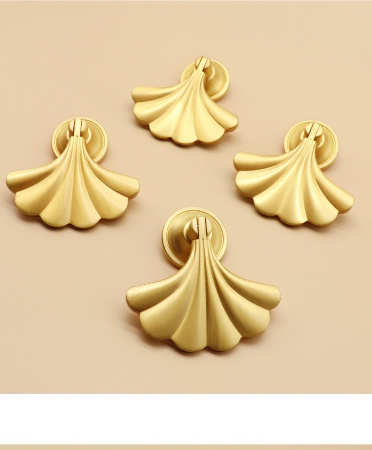 Gold mermaid tail drop drawer handle/Fin shape drop cabinet pull/brass screw-in drawer pull/gold furniture hardware/gold cabinet door handle