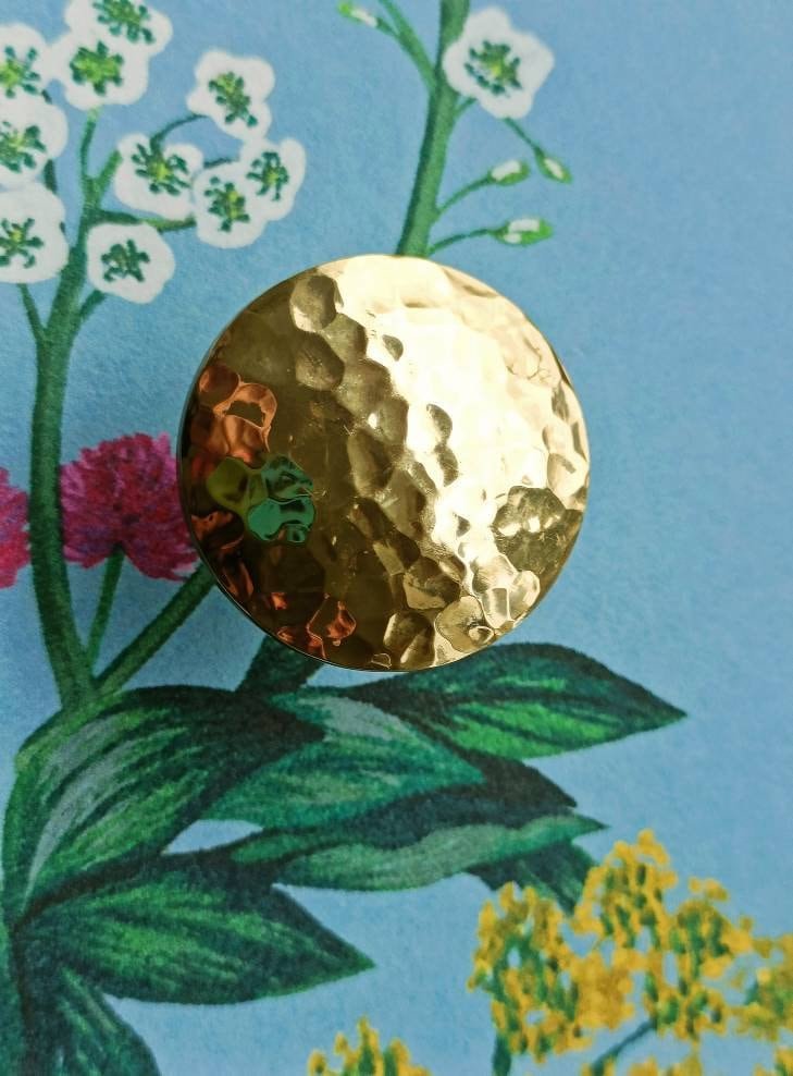 Round shiny hammered brass drawer handle/Textured gold brass cabinet pull/Brass kitchen renovation hardware/Shiny gold brass door knob
