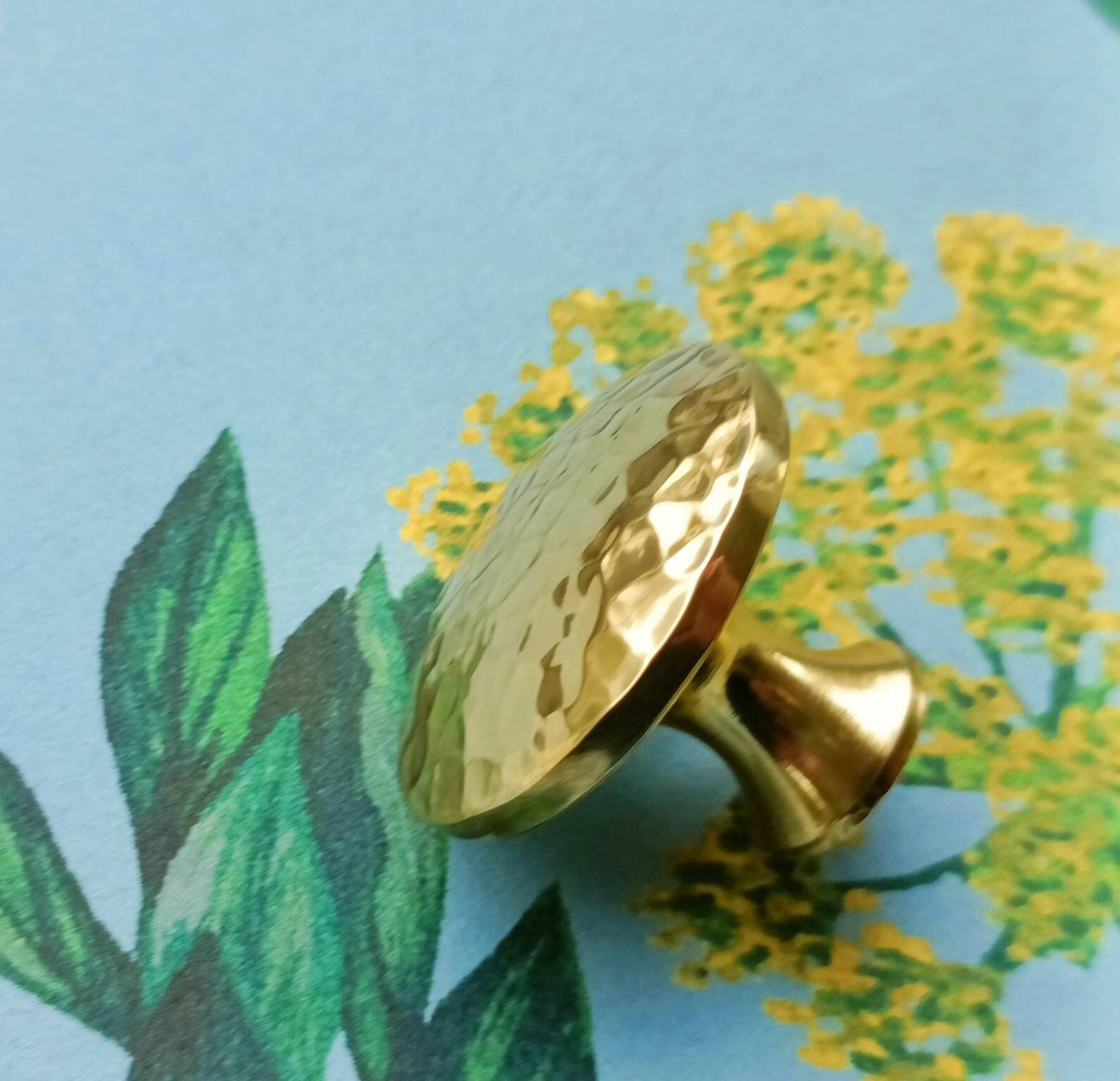 Round shiny hammered brass drawer handle/Textured gold brass cabinet pull/Brass kitchen renovation hardware/Shiny gold brass door knob