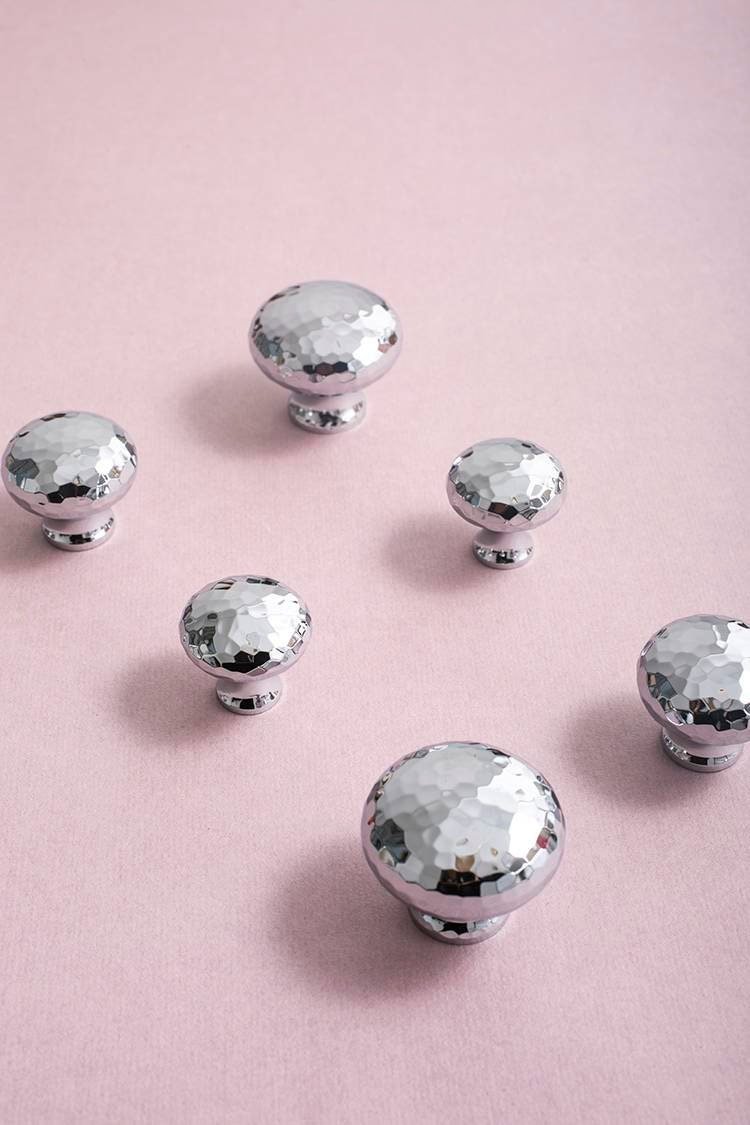 Round shiny silver hammered brass cabinet handle/Glittery silver drawer knob/Polished textured door handle/Solid brass furniture hardware