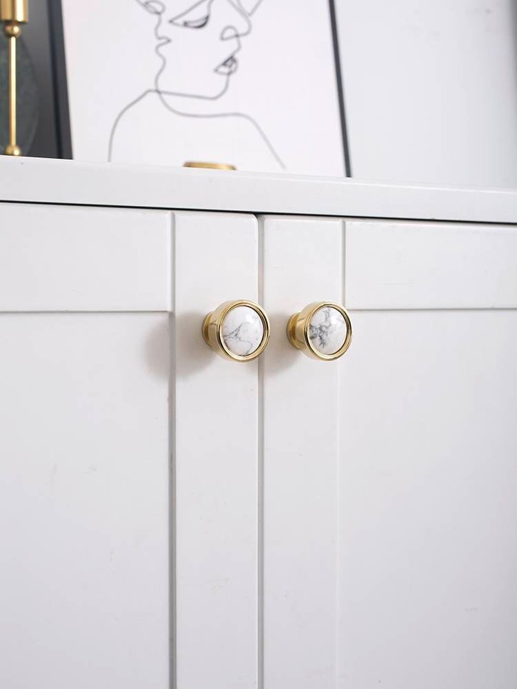 Shiny gold brass and marble bar handle/Luxury hardware/Shiny brass and white marble door handle/white marble drawer pull/Gold cabinet handle