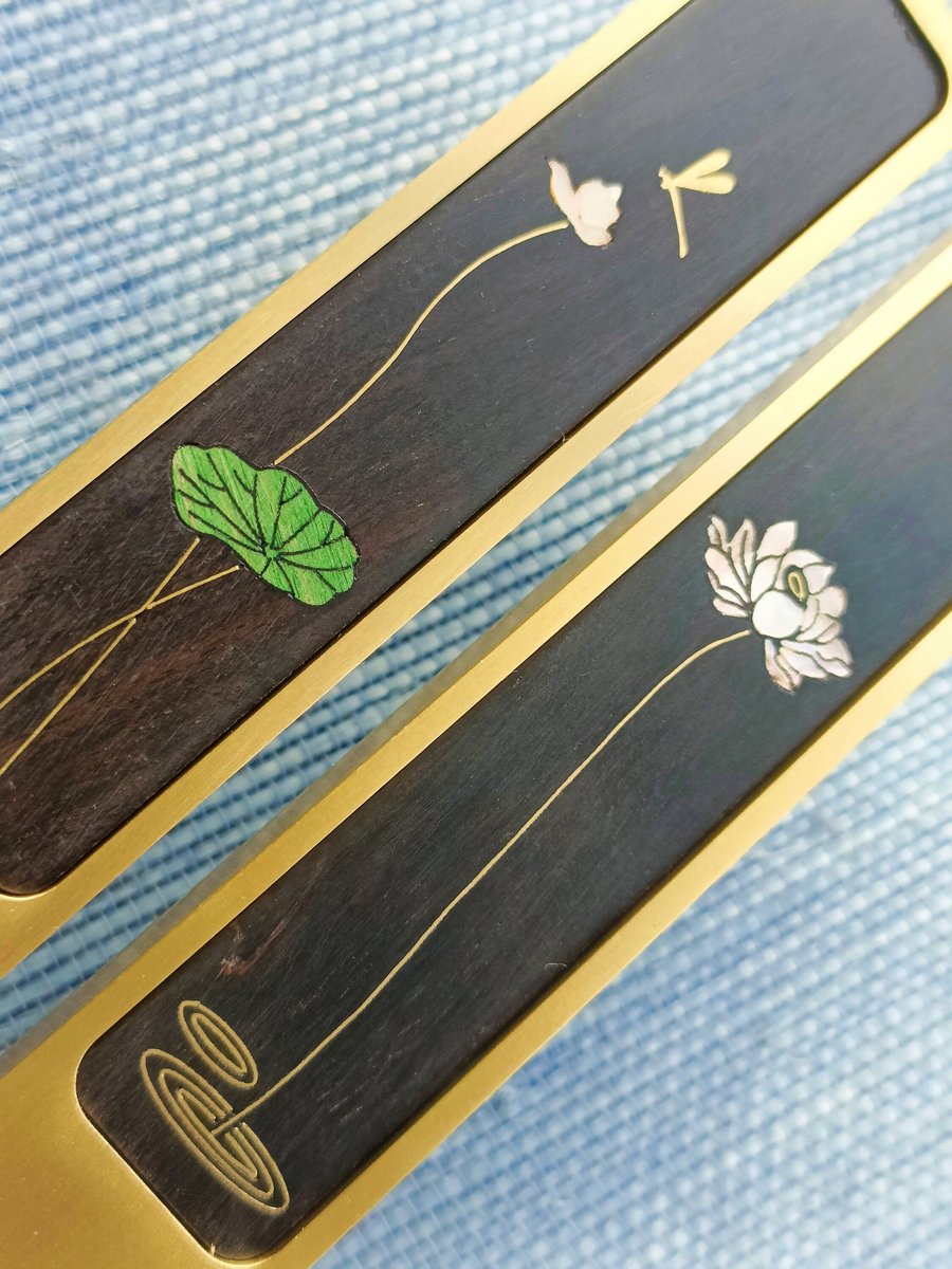 Waterlilies drawer pull/Pearl and brass inlaid drawer pull/Intricate pearl inlay cabinet pull/water lily door handle/Luxury pearl hardware