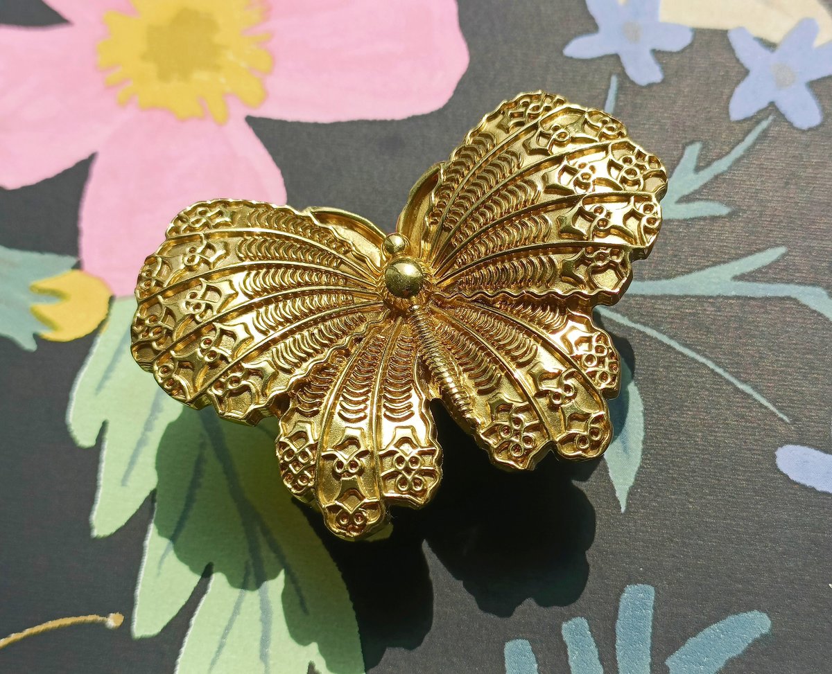 Gold Brass butterfly cabinet handle/Shiny gold butterfly cabinet pull/butterfly door handle/gold butterfly knob/Gold furniture hardware