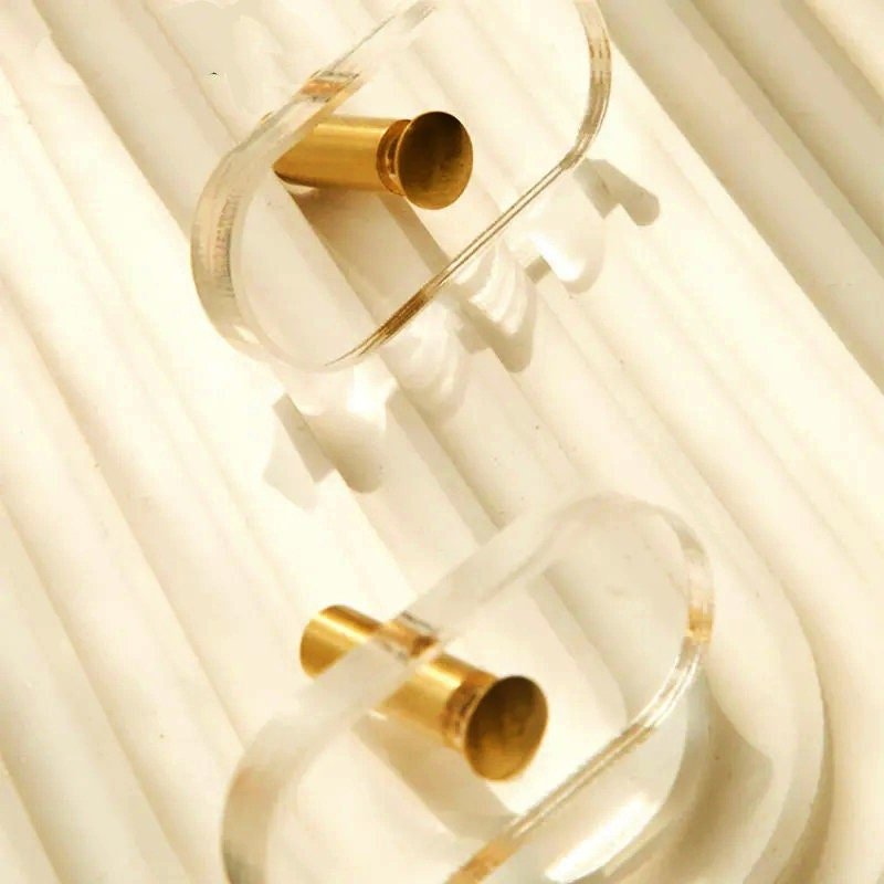 Clear lucite and brass bar shaped cabinet handle/Clear acrylic resin and gold brass drawer pull/Transparent lucite and brass door handle