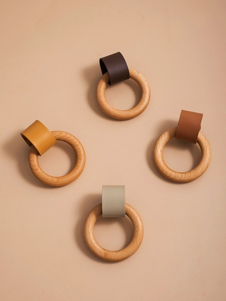 Leather and wooden ring drawer knob/Retro style leather and wood drawer handle/Leather and Wood cabinet pull/Mid century modern drawer pull