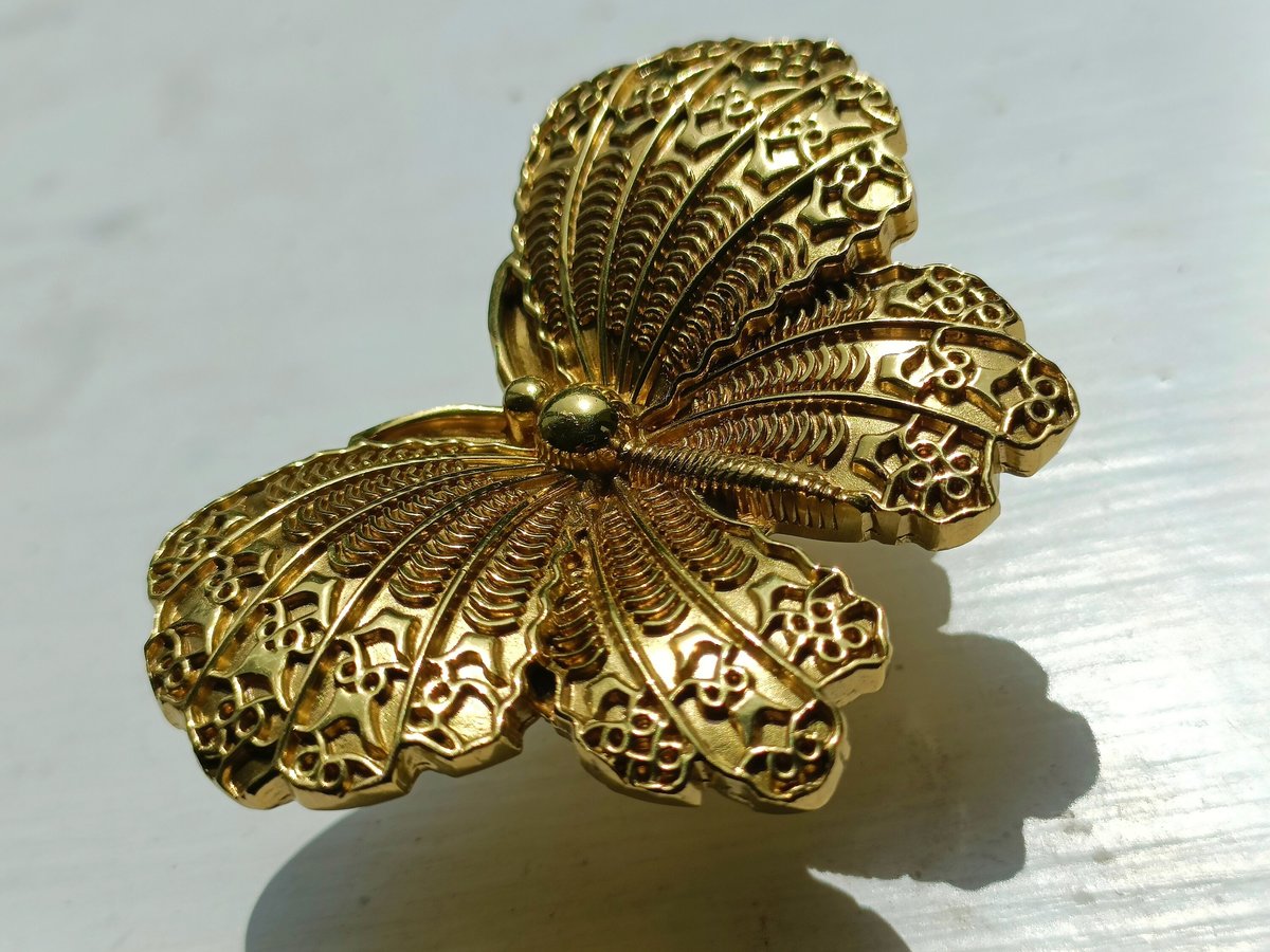 Gold Brass butterfly cabinet handle/Shiny gold butterfly cabinet pull/butterfly door handle/gold butterfly knob/Gold furniture hardware