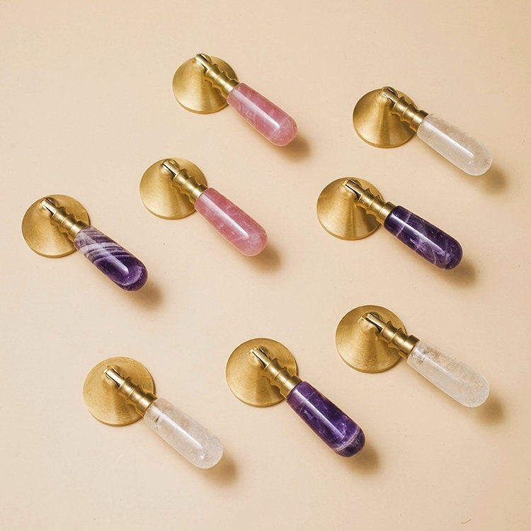 Crystal and brass drop handle/Gemstone drop drawer pull/Semi precious stone drop cabinet pull/Crystal furniture hardware/Amethyst door knob