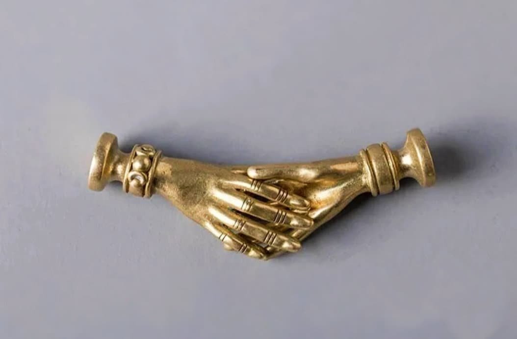 Creepy gold hand shaped door handle/Quirky brass Cabinet Pull/Gold Drawer Handle/Unique door Knob/ furniture hardware/Drinks cabinet handle