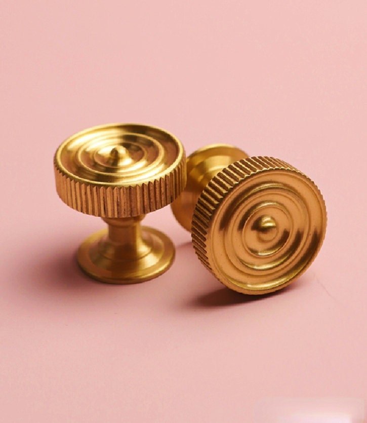 Brass Cabinet Pull/Shiny silver door handle/Solid brass drawer knob/Gold Brass furniture hardware/Chrome Drawer Pull/Classic shaped handle