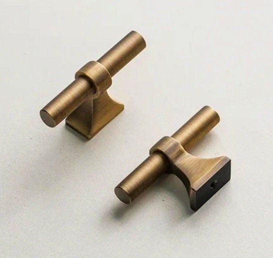 Bronze brass bar cabinet handle with retro look/Bronze drawer handle/home improvement hardware/Bronze cabinet door handle/bronze hardware