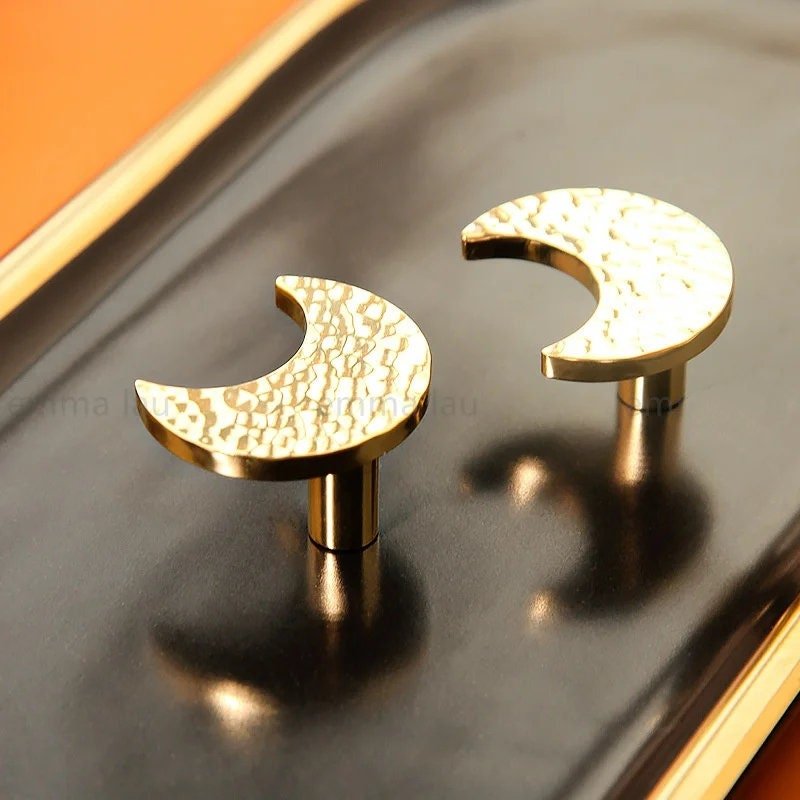 Shiny gold brass moon door handle/Hammered brass drawer knob/home improvement/cabinet pull/Moon door knob/Cabinet handle/Gold brass hardware