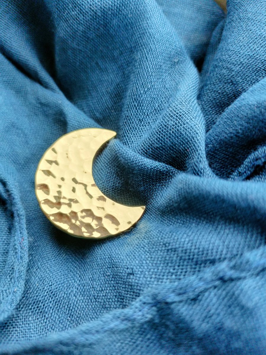 Shiny gold brass moon door handle/Hammered brass drawer knob/home improvement/cabinet pull/Moon door knob/Cabinet handle/Gold brass hardware