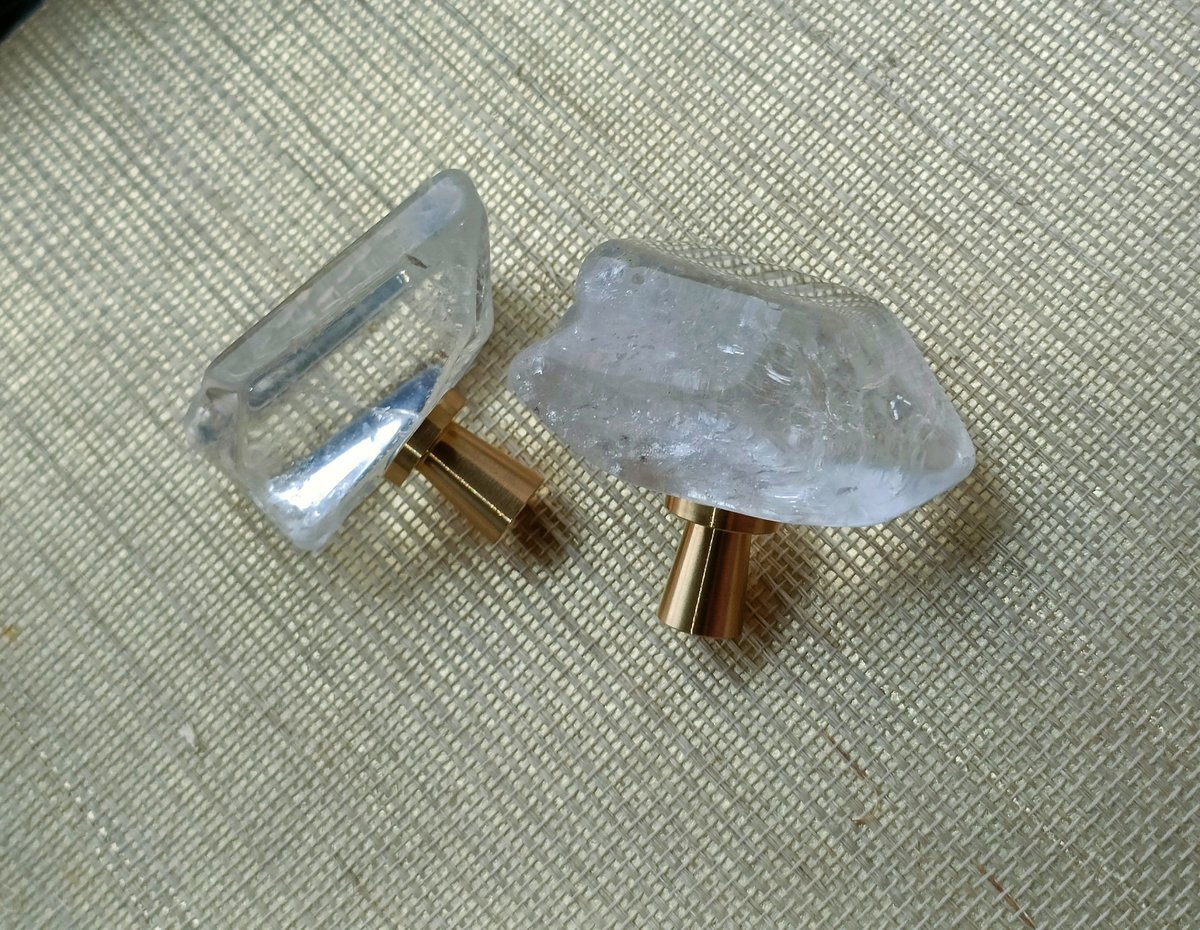 Polished quartz crystal cabinet pull/crystal furniture hardware/Quartz Crystal drawer handle/Crystal door handle/Crystal and brass drawer pu